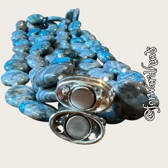 Triple Strand Polished Blue Agate Stone Necklace - Picture 12 of 13